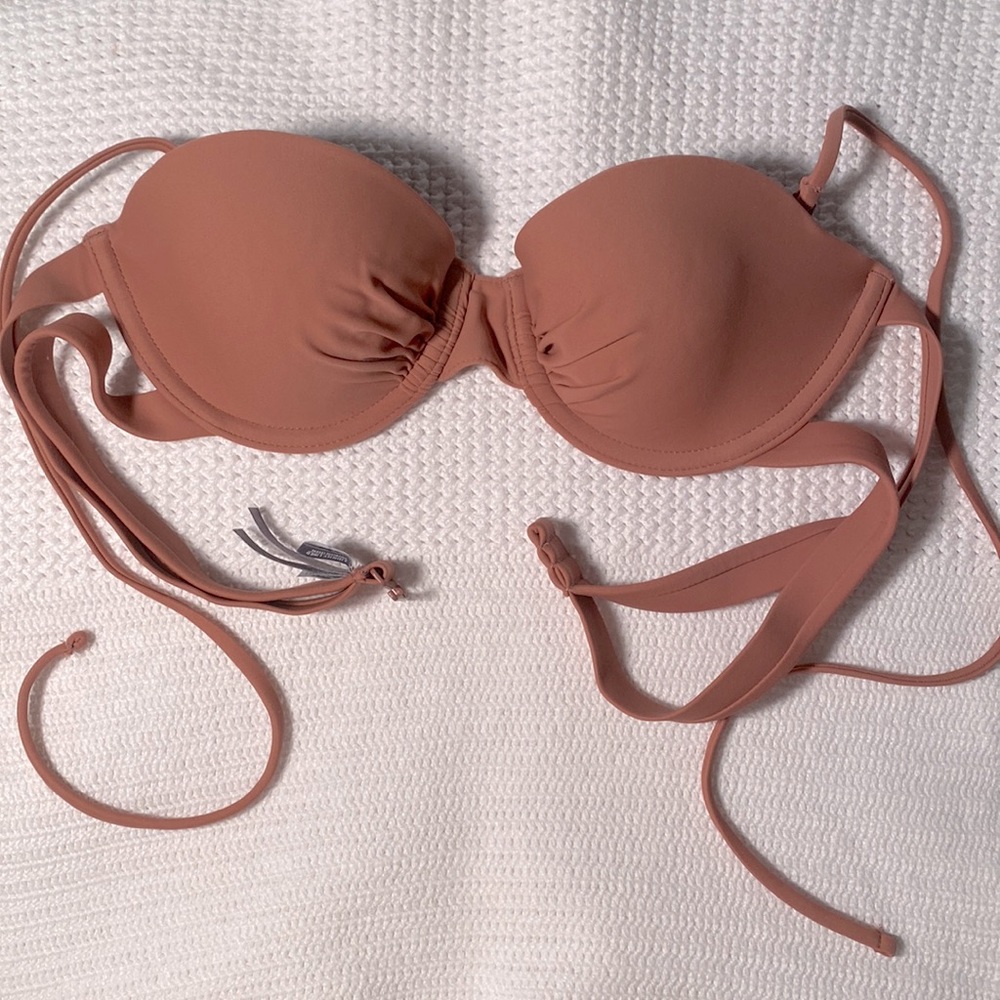 AERIE bikini top.NWT. New without tags.